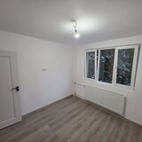 Titan, Jean Steriadi, Auchan